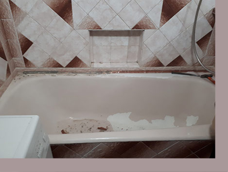 Старая чугунная ванна до реставрации